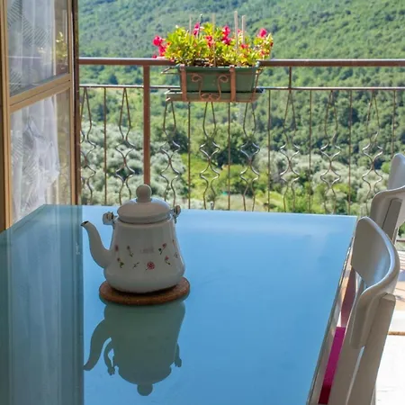 Casa In Affitto Arnasco