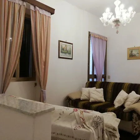 Nyaraló Casa In Affitto *