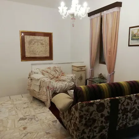 Casa In Affitto